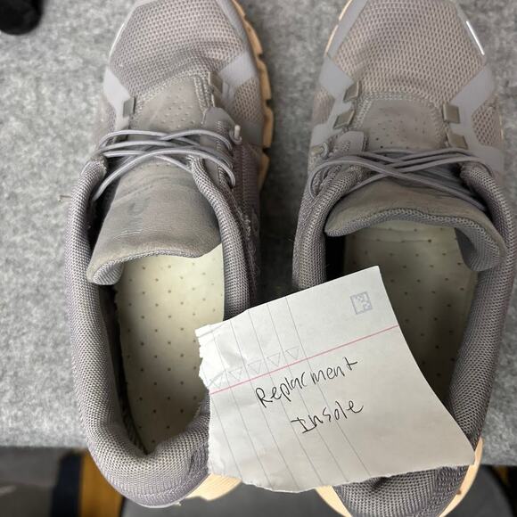 On Cloud 5 Zinc Gray Mesh Athletic Running Shoes Womens Size 7.5 US 59.98883 - Picture 9 of 9